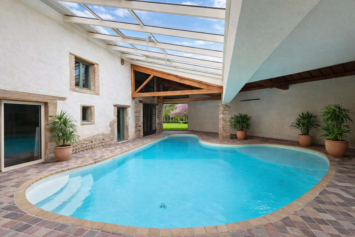 Maison à ROUSSILLON