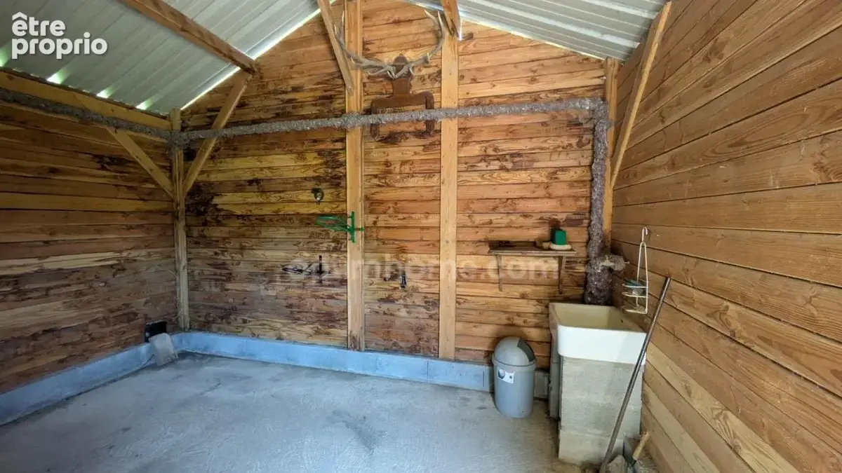 Propriété équestre 200 m² sur 1 ha (4 boxes, hangar et dépendances) départ balades immédiat - photo 12