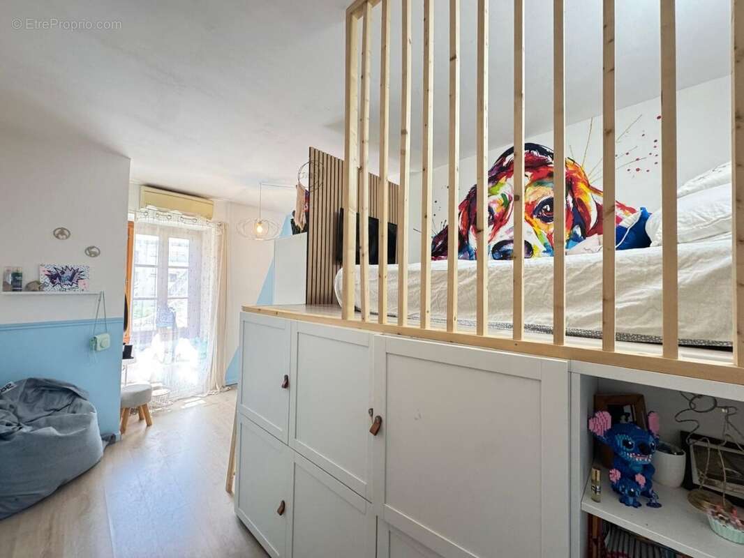 Maison à UCHAUD