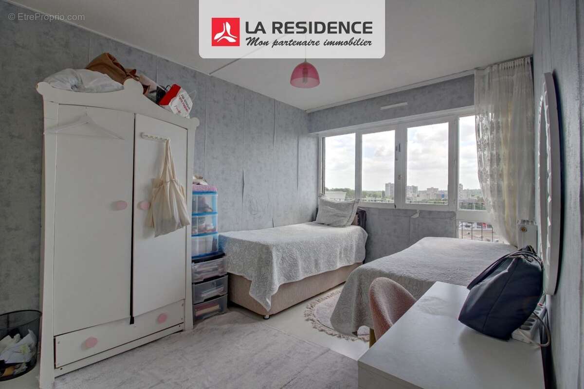 Appartement à LES MUREAUX