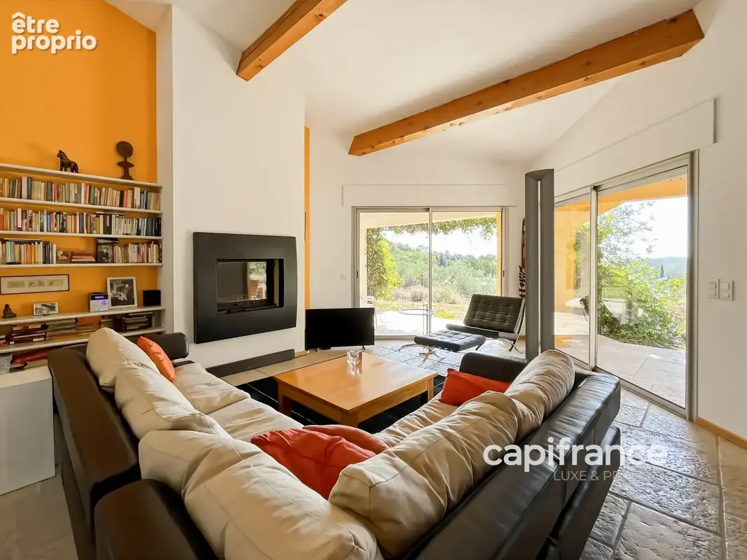 Villa contemporaine avec piscine à vendre SEILLANS (83) - photo 15