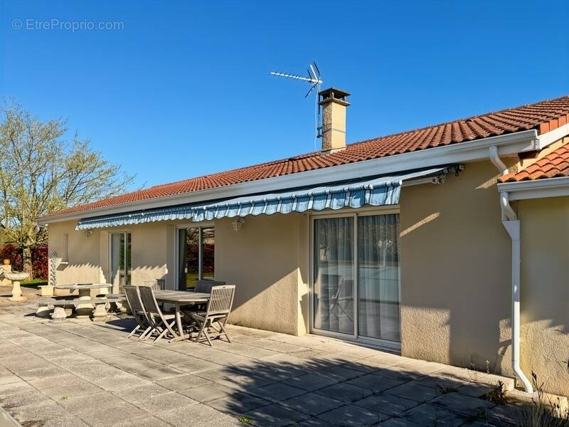 Maison à CASTELNAU-MAGNOAC