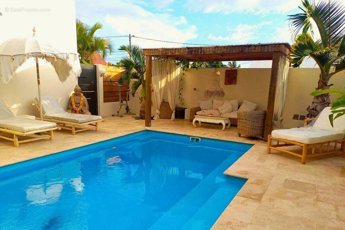 Photo Maison à Saint-Louis au prix de 680 000€