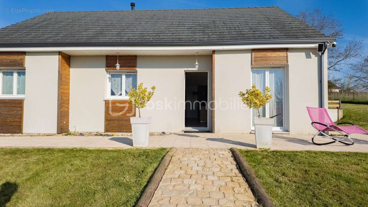 Maison à SAINT-BENIN-D'AZY