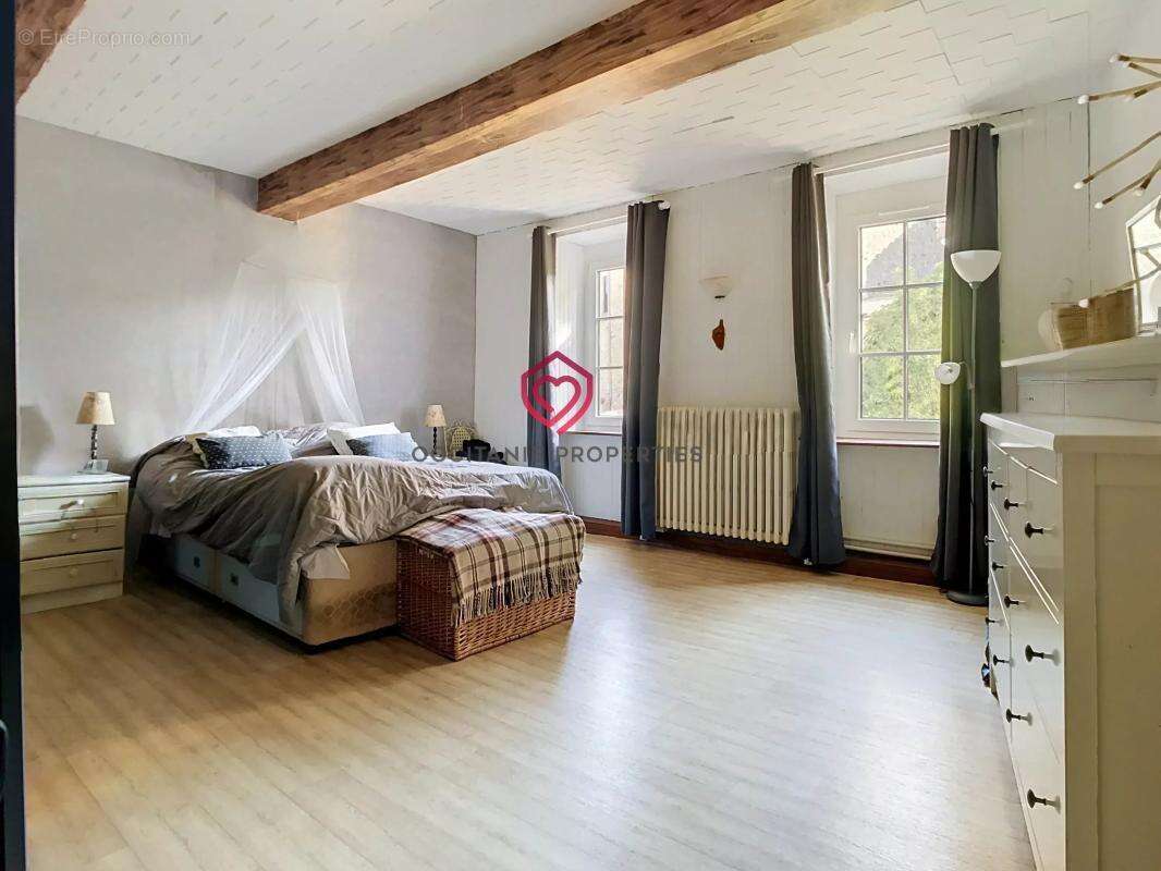 Maison à ISSEL