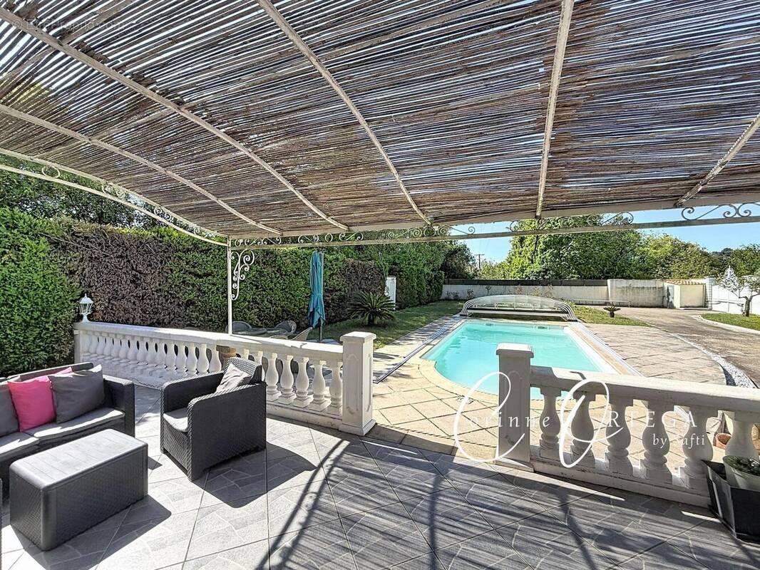 Photo 1 - Maison à SAINT-GILLES