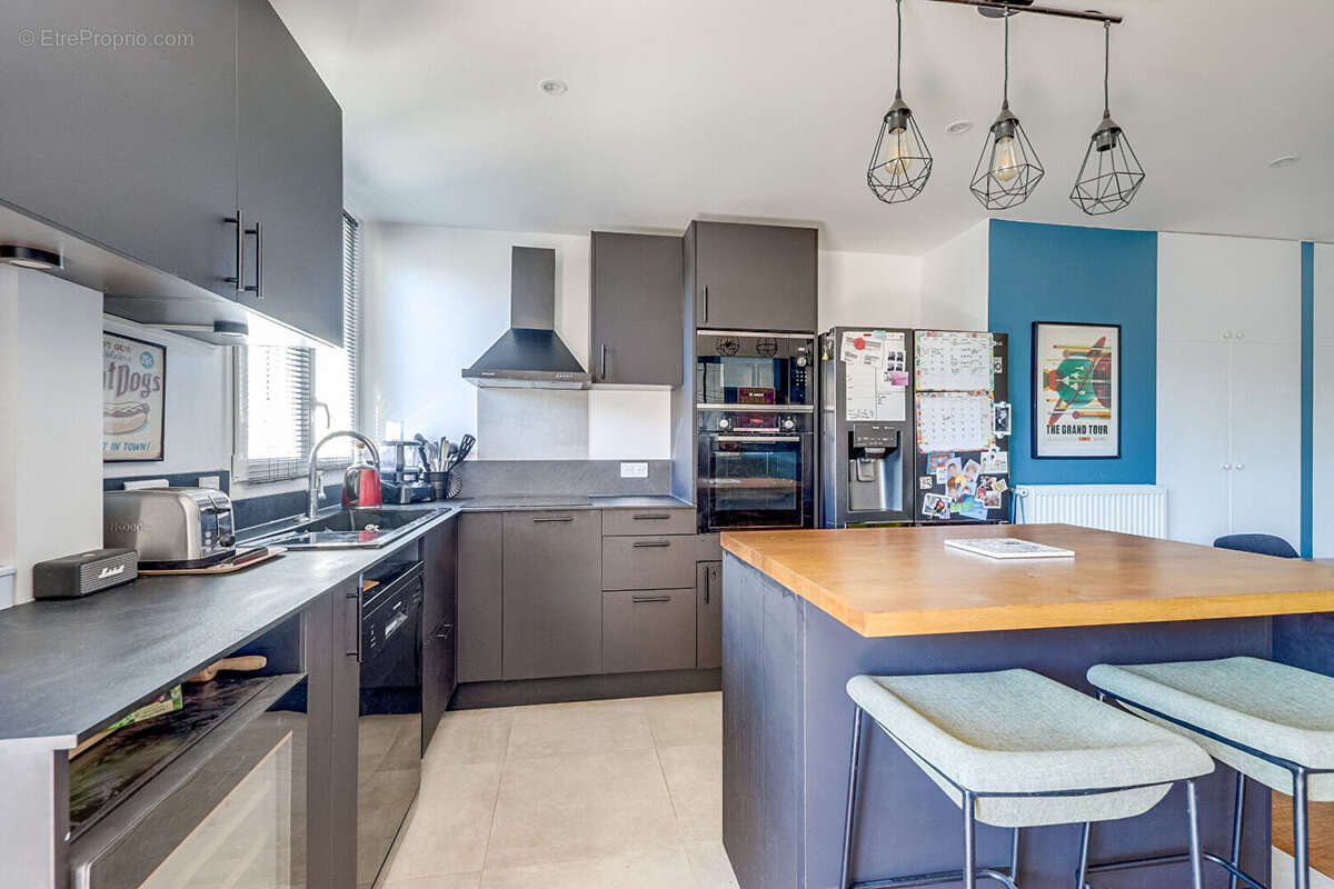 Appartement à PARIS-20E