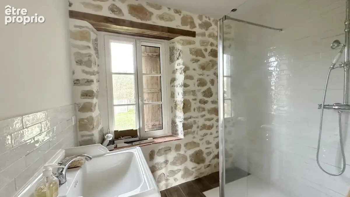 Maison de maitre de type t8 de 375 m2 dont une maison d'invite + 3 dependances - photo 30