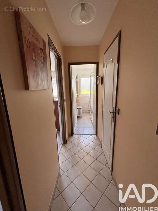 Photo 6 - Appartement à SAINT-FARGEAU-PONTHIERRY