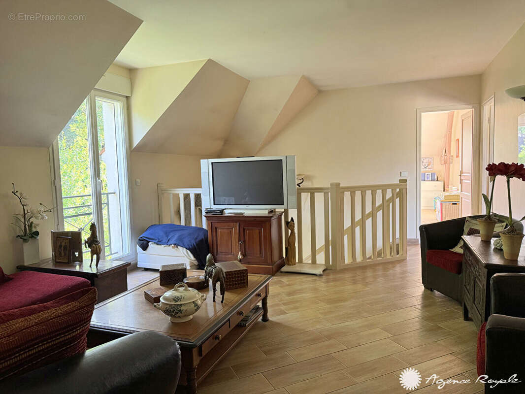 Maison à CHAMBOURCY