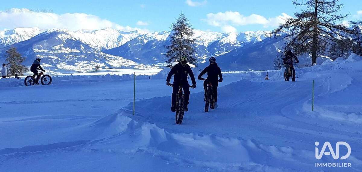 Photo 3 - Commerce à REALLON