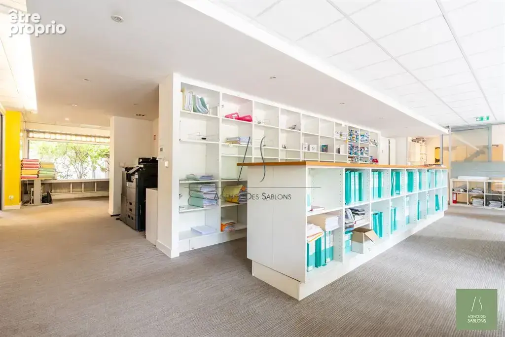 Commerce 160 m² à vendre à Croissy-Sur-Seine (78290) - photo 12