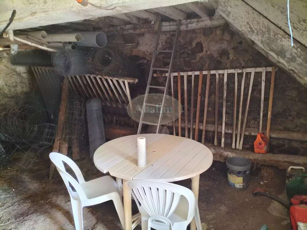 Maison à LOURDIOS-ICHERE