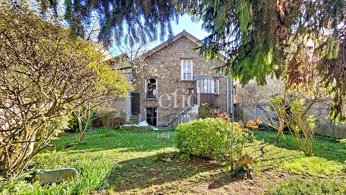 Maison à VITRY-SUR-SEINE