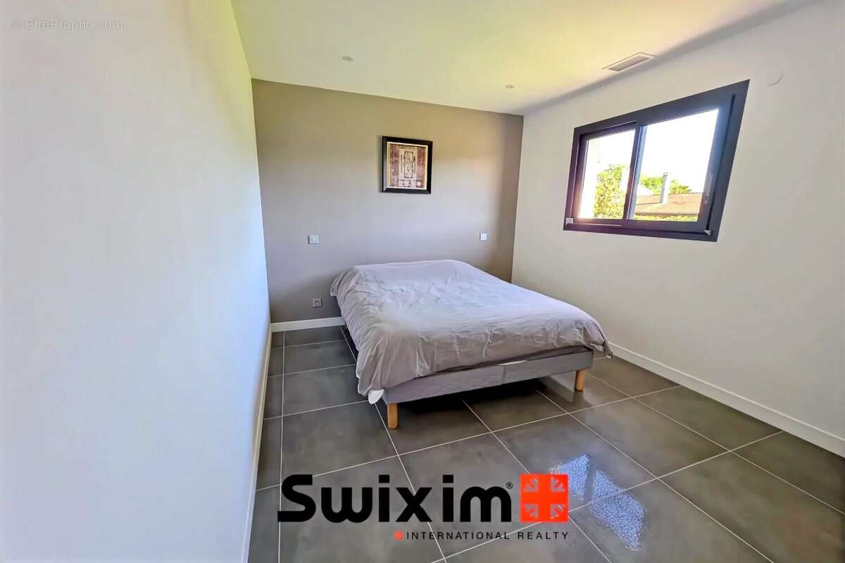 Maison à SAINT-SEURIN-DE-CADOURNE