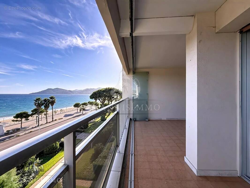 Appartement à CANNES