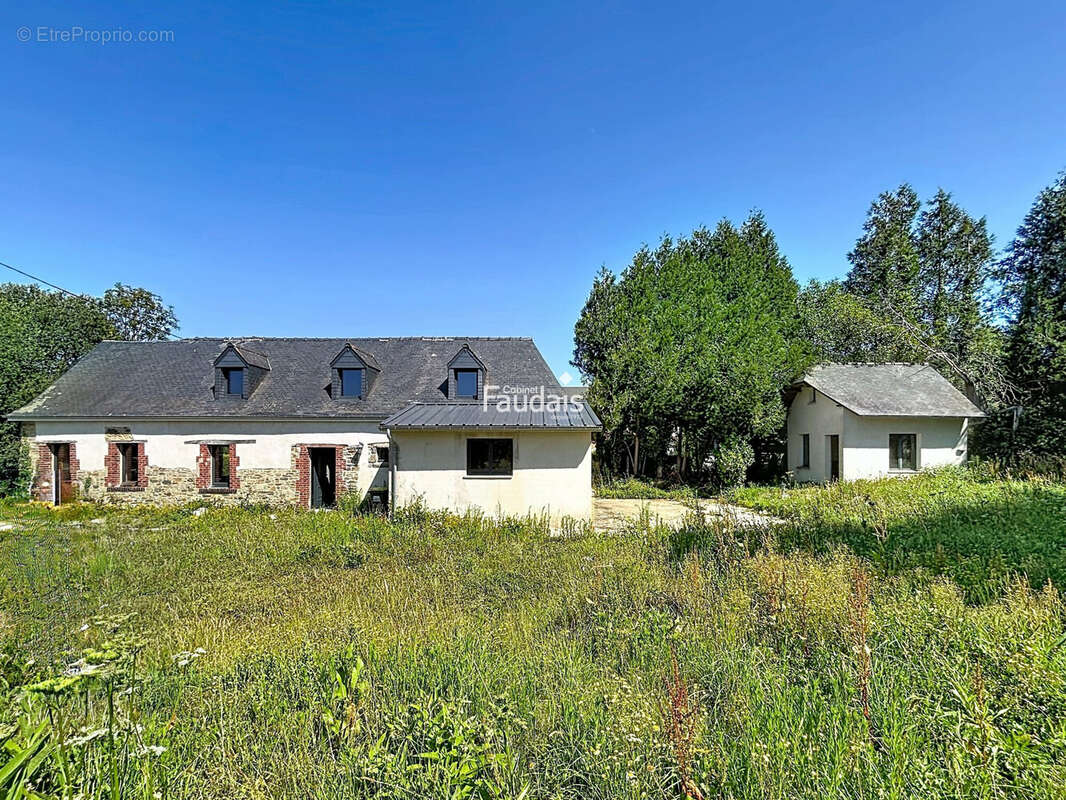 Maison à LE DEZERT