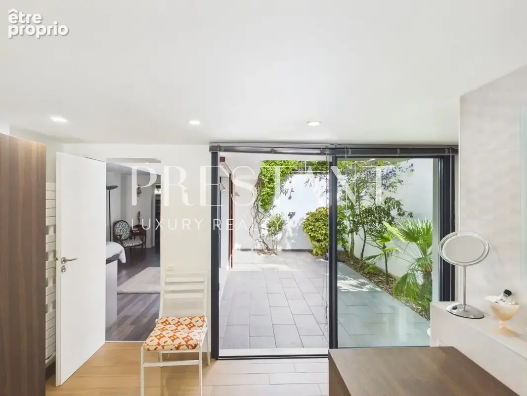 Villa d'architecte de 240 m² à Chiberta, vue mer depuis le toit-terrasse - photo 5