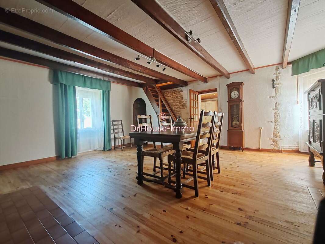 Maison à LA TAILLEE