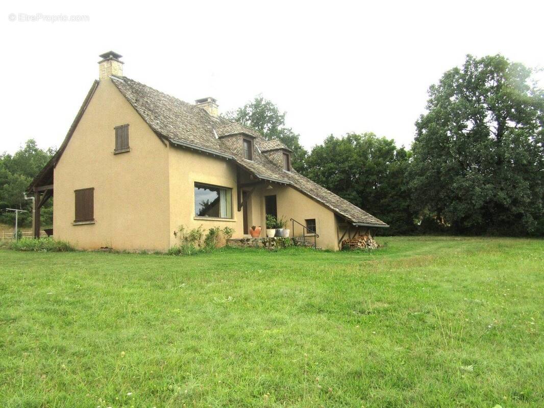 Maison à SALLES-LA-SOURCE