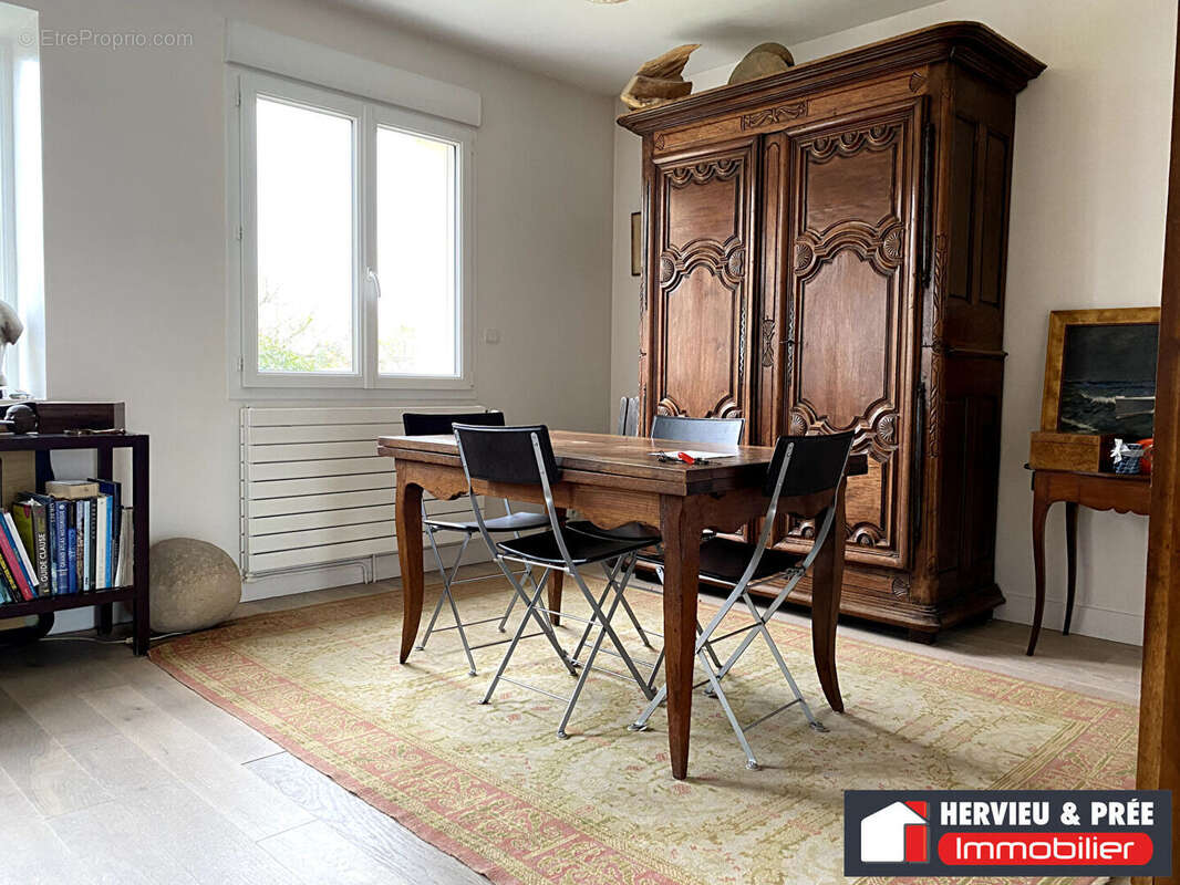 Maison à OUISTREHAM