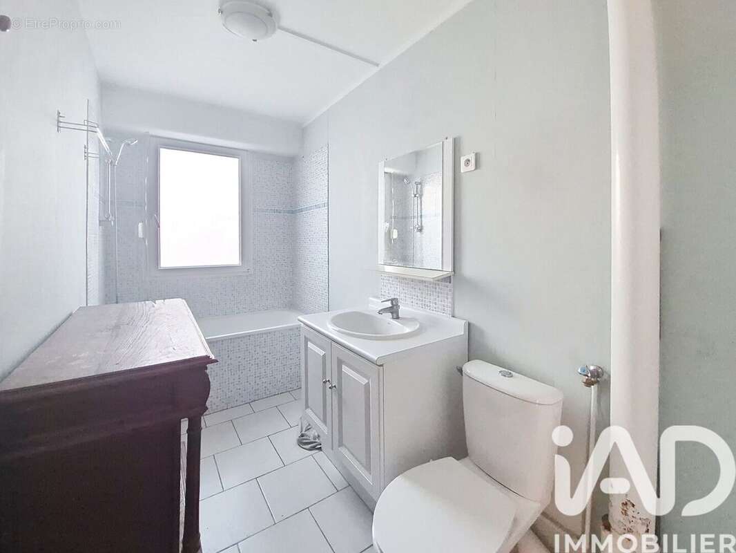 Photo 9 - Appartement à LE PLESSIS-BOUCHARD