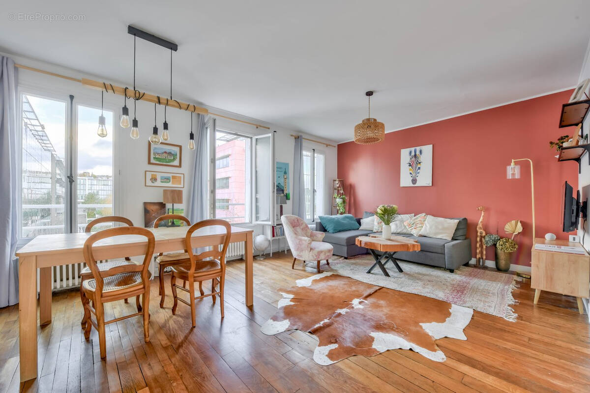 Appartement à SURESNES