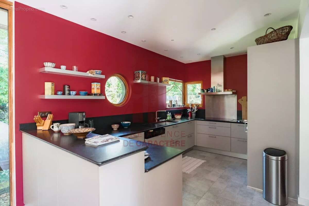 Maison à FONTAINEBLEAU