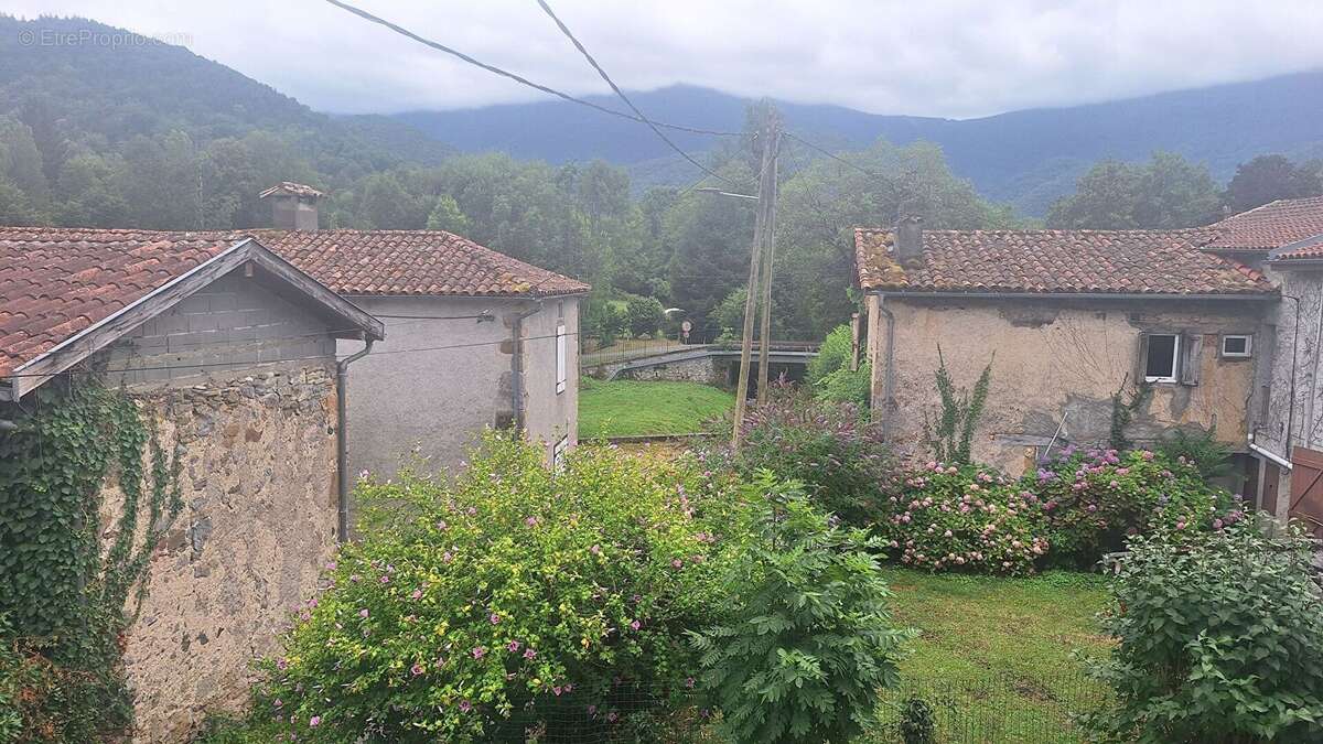 Maison à CHEIN-DESSUS