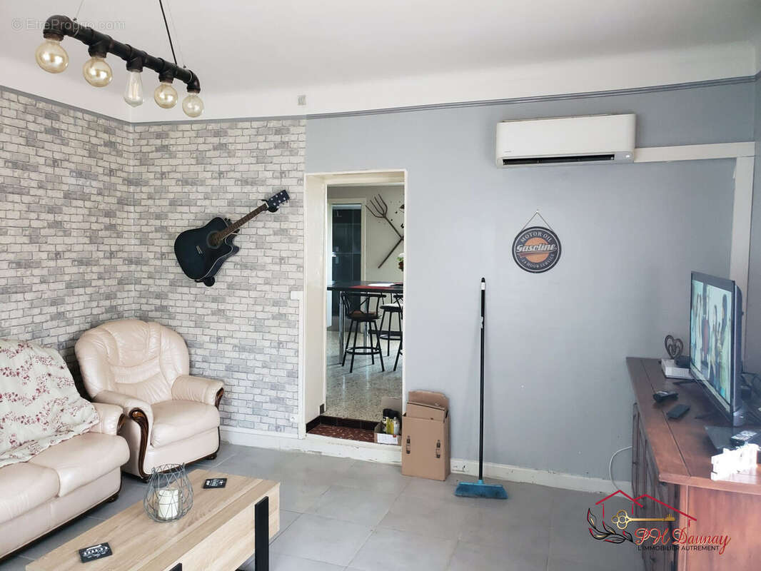 Appartement à LA VERNAREDE