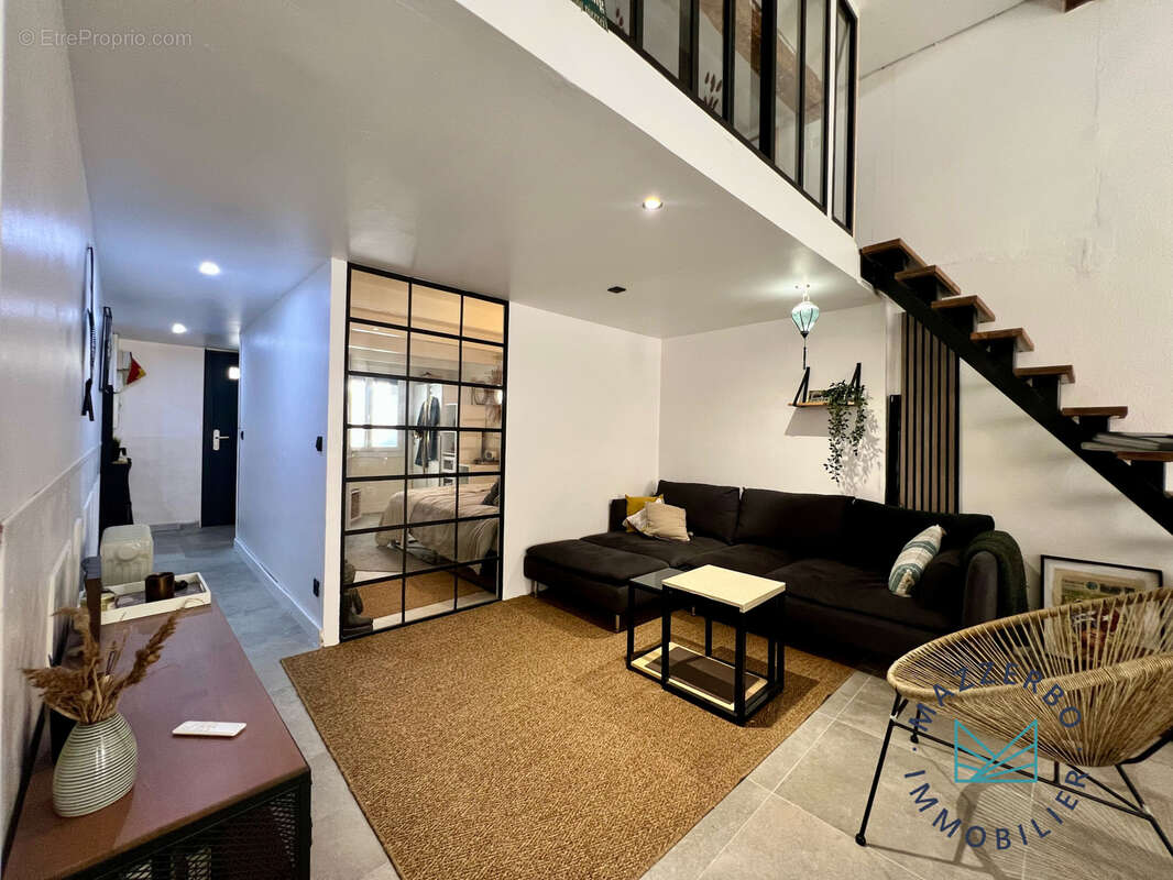Appartement à MARSEILLE-6E