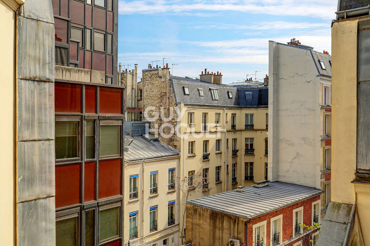 Appartement à PARIS-8E