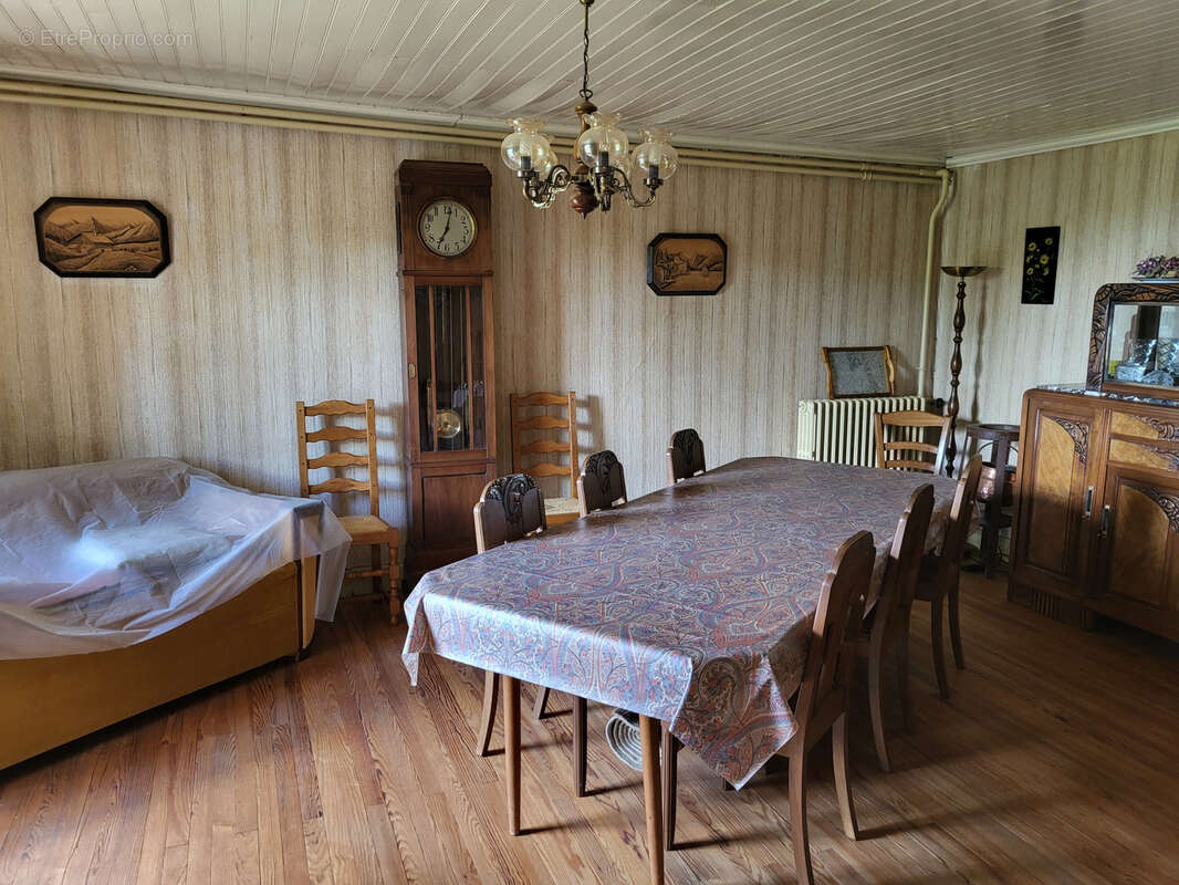 Maison à SAINT-SATURNIN