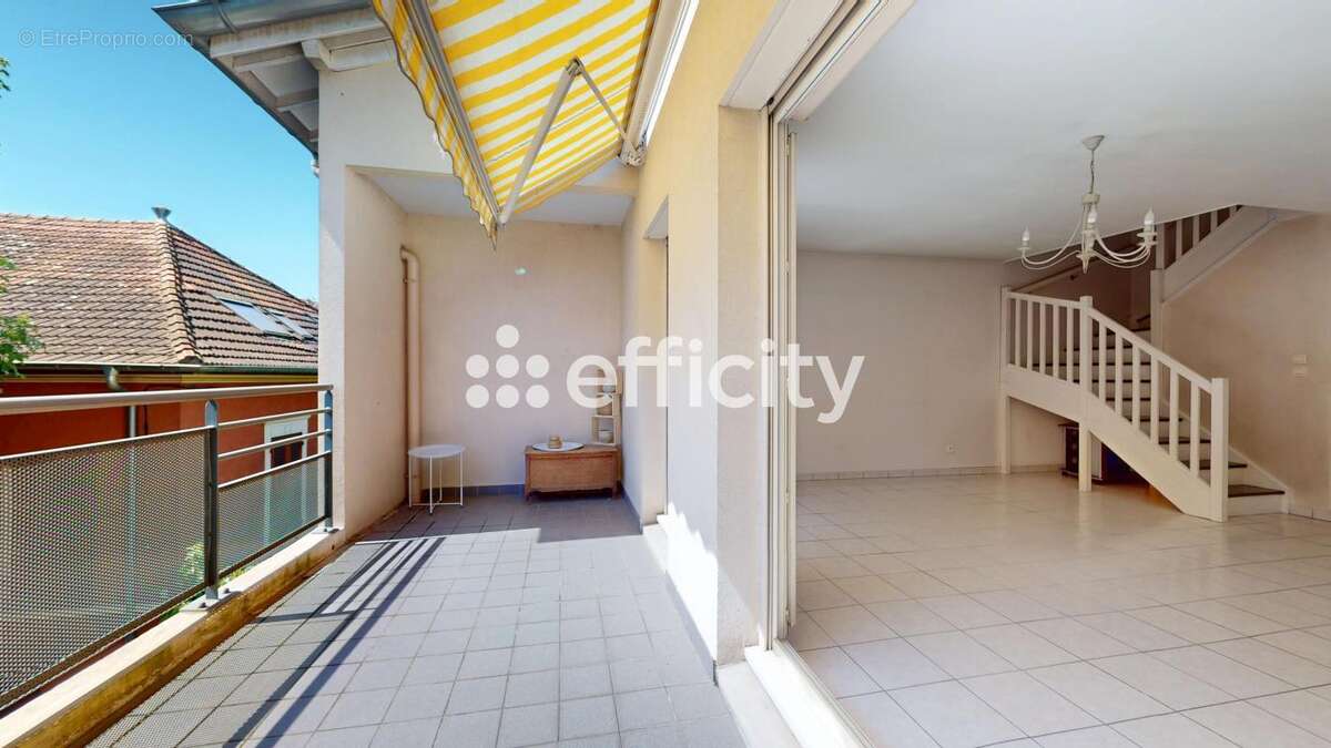 Appartement à TASSIN-LA-DEMI-LUNE