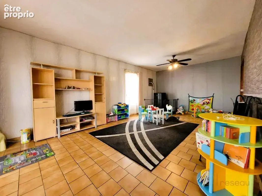 Maison 130 m² à Braud-Et-Saint-Louis  - photo 3