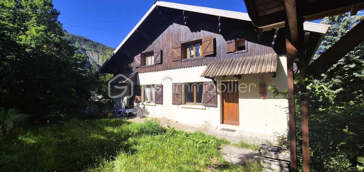 Grand chalet familial au cœur du Haut Verdon – Villars-Heyssier (Beauvezer)  - photo 2