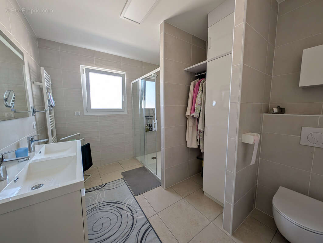Magnifique villa plain pied avec piscine - photo 12