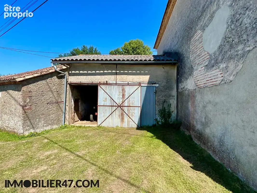 Maison en pierre avec dependances - photo 14
