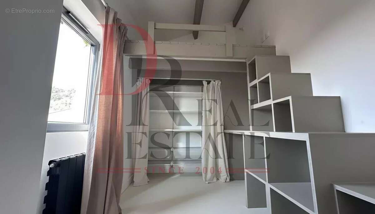 Appartement à LA TURBIE