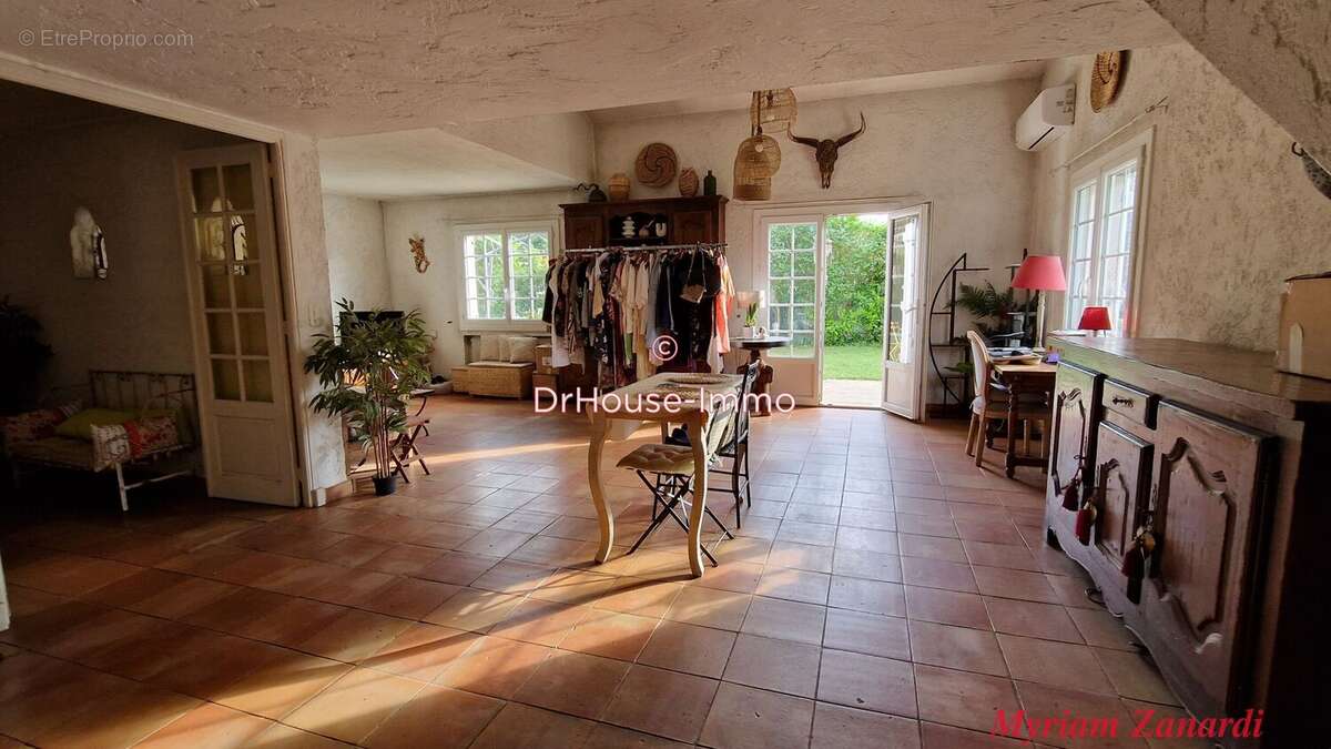 Maison à MOUANS-SARTOUX