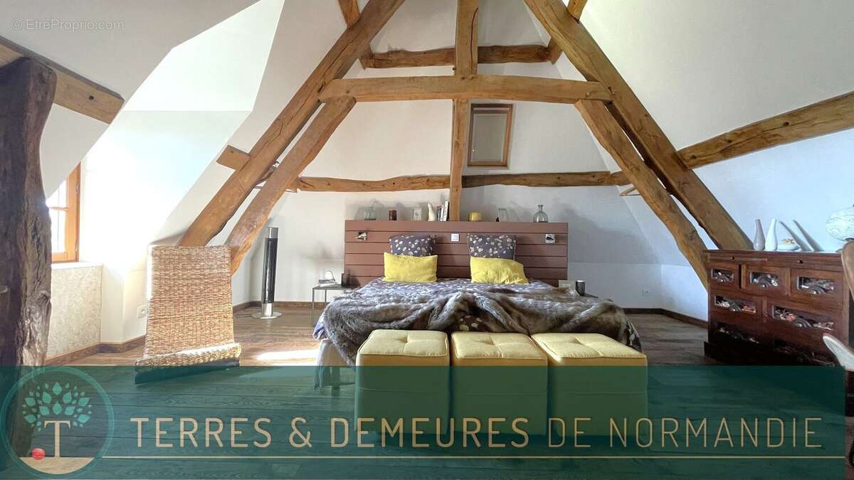 Maison à BURES-EN-BRAY