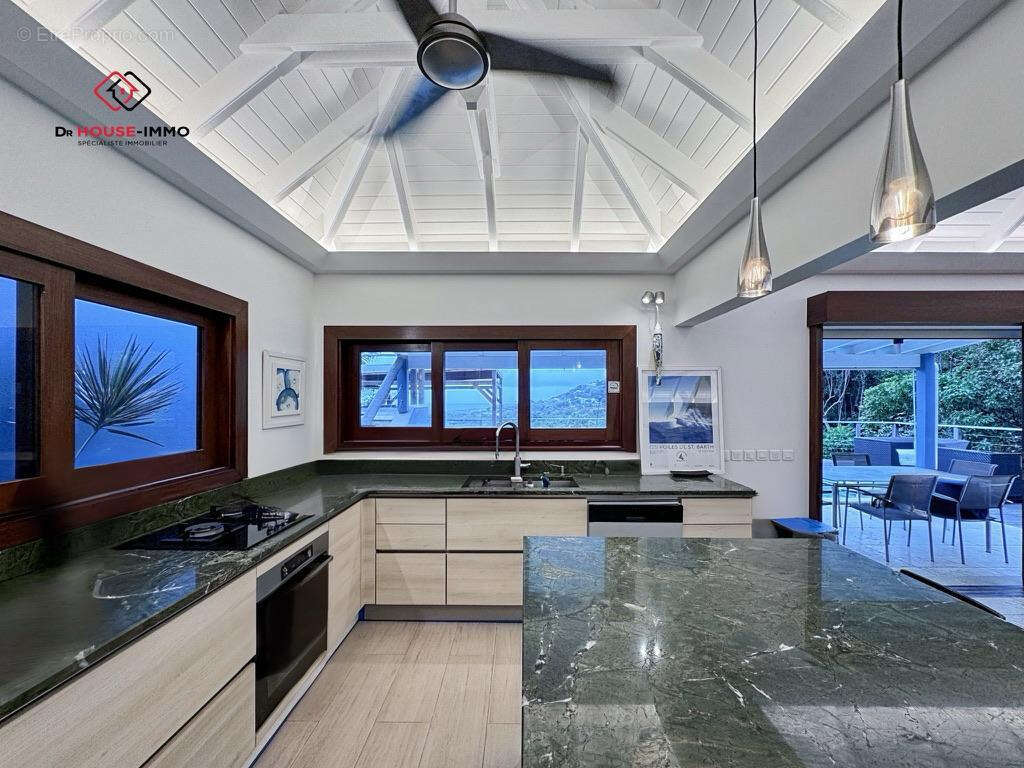 ** À vendre : Superbe propriété 9 pièces avec piscine - 6 chambres- 250m2** - photo 5