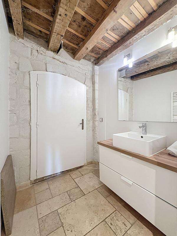 Avignon intra muros appartement de charme renove 99 m² - photo 11