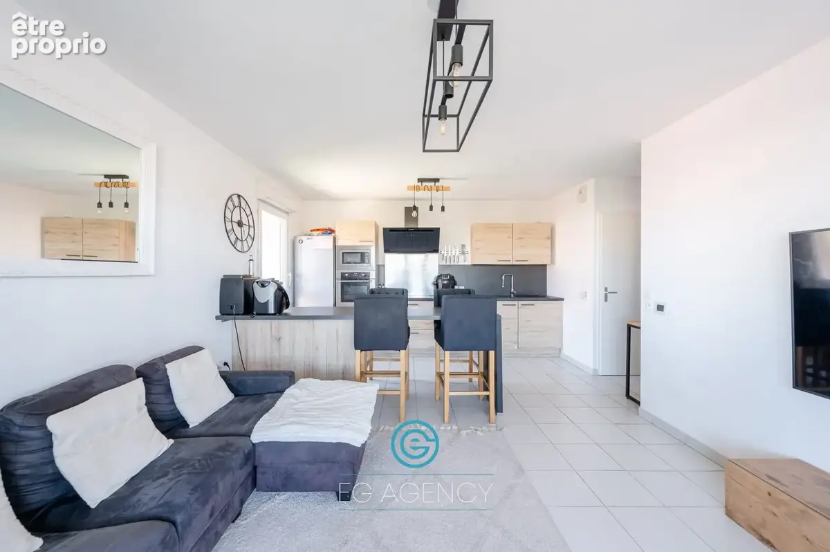 Appartement 3 pièces 58 m² à vendre à Marseille-10e (13010) - photo 2