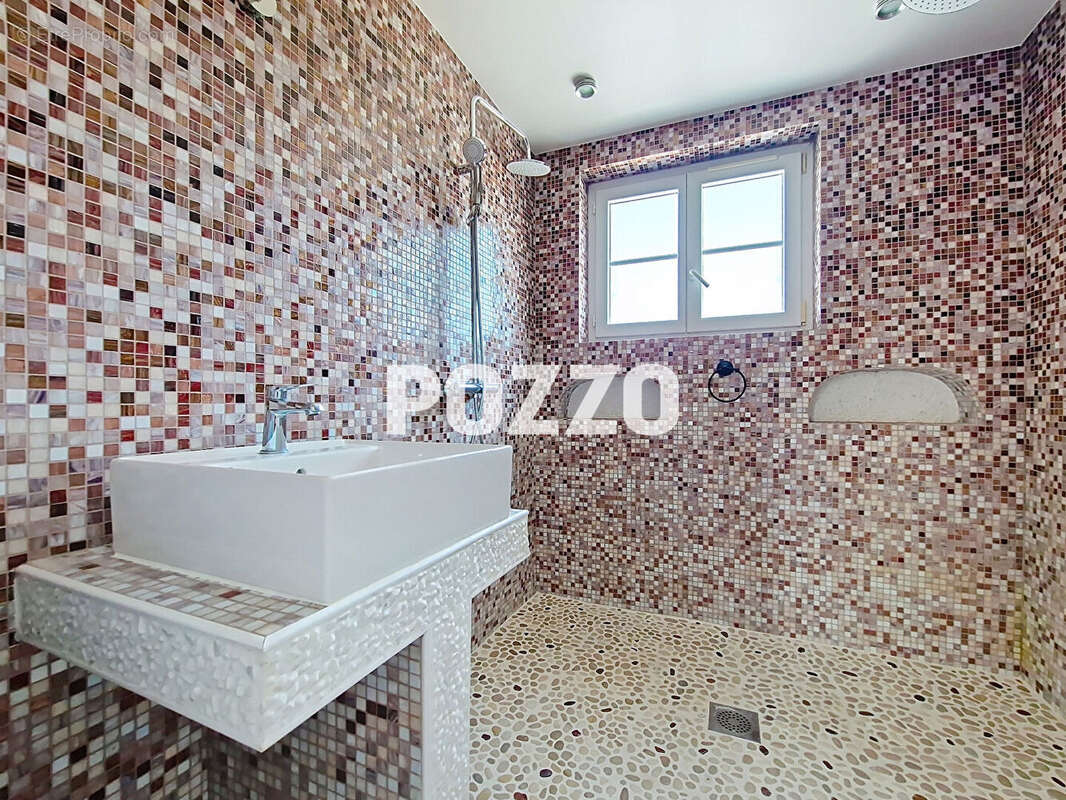 Maison à COURSEULLES-SUR-MER