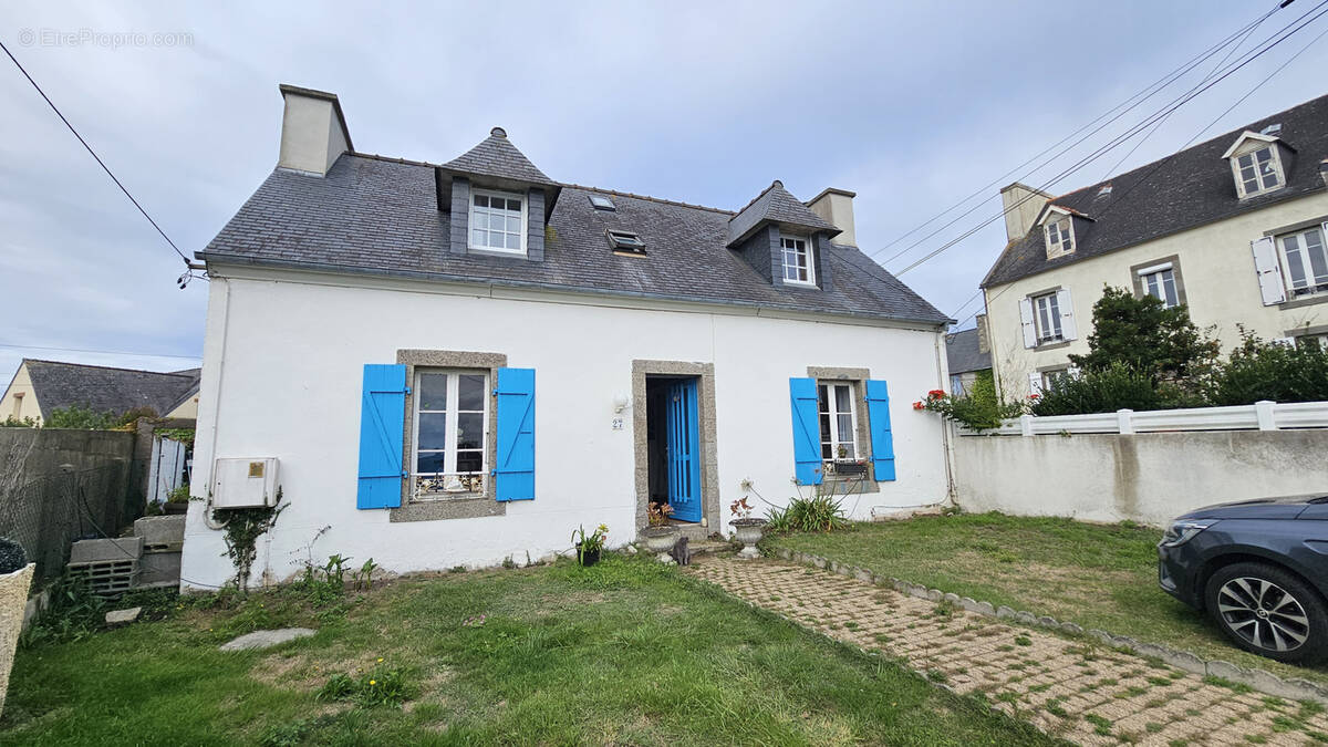 Maison à CAMARET-SUR-MER