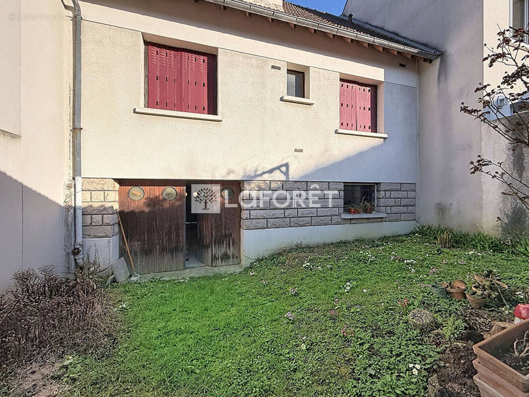 Maison à LE PLESSIS-ROBINSON