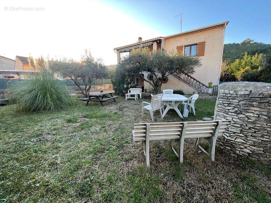 Maison à SAINT-MARTIN-DE-VALGALGUES