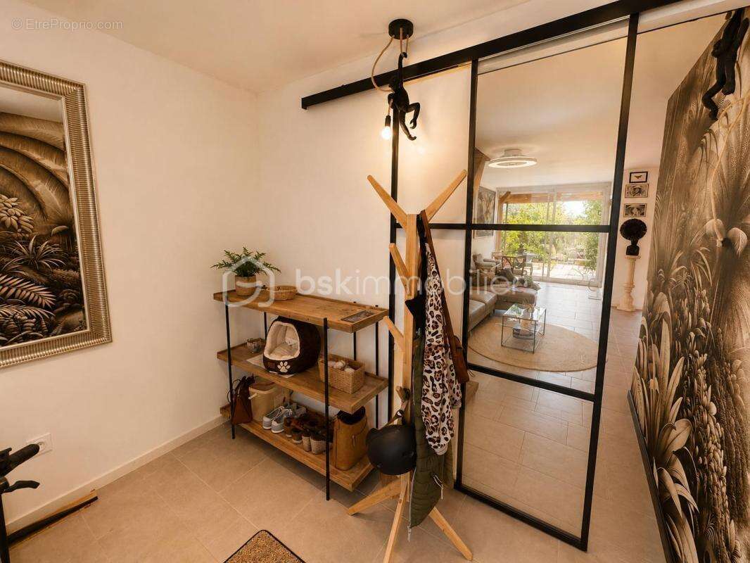 Élégante maison contemporaine à Vaux-sur-Mer – Prestations de qualité & art de vivre privilégié - photo 3