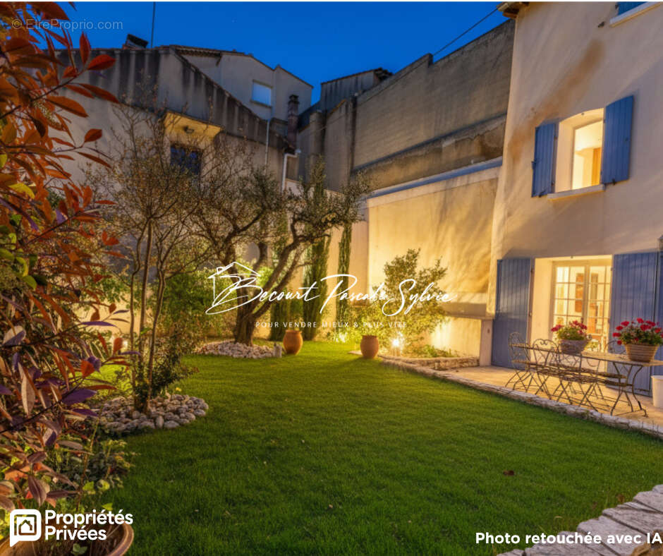 Maison à SAINT-SATURNIN-LES-AVIGNON